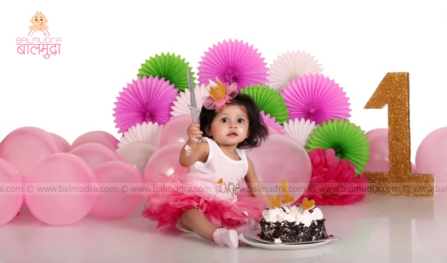 Pre Birthday Cakesmash Photoshoot: 9-14 months old